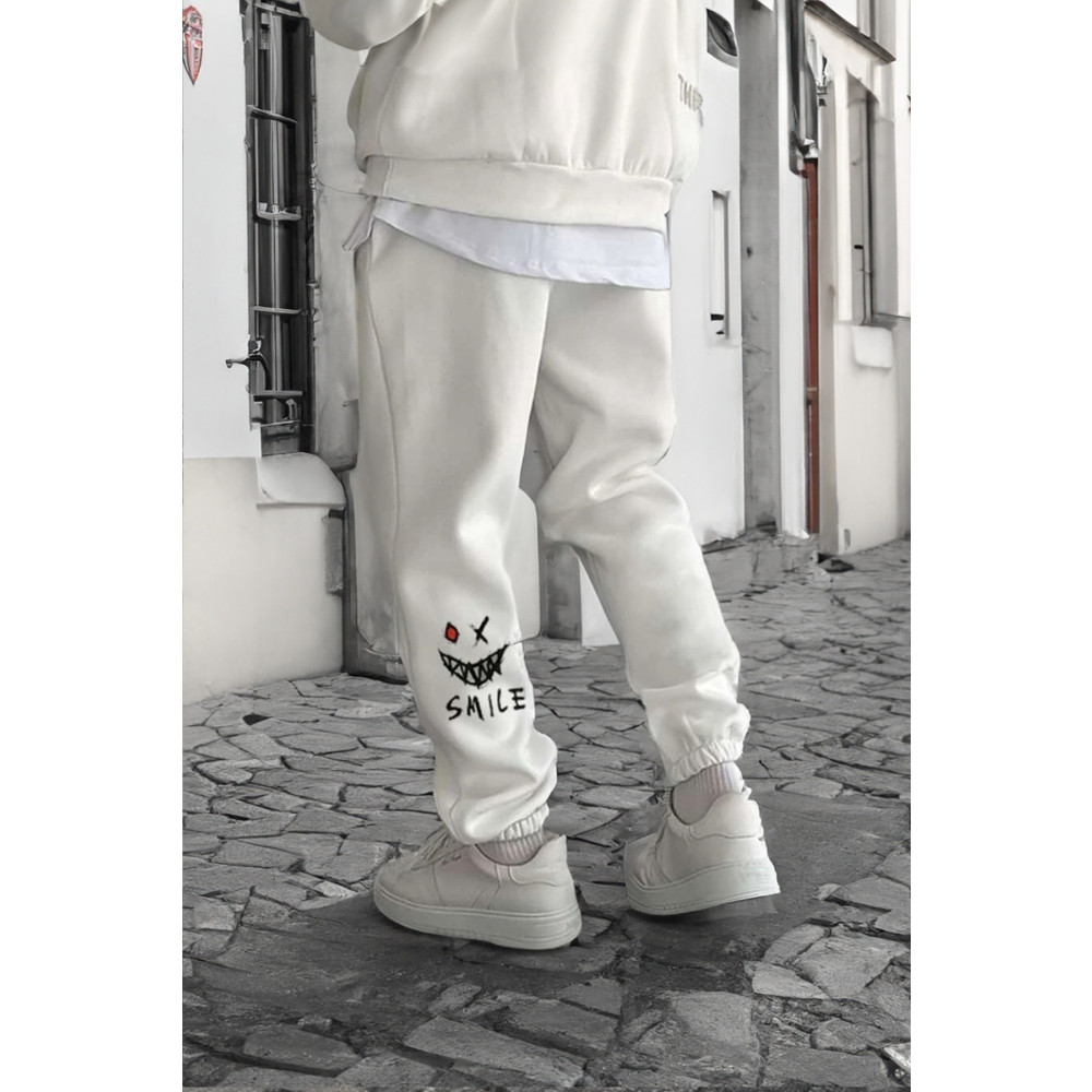DUBU BUTİK Smile Face Beyaz Jogger Eşofman Altı - M Beden Kadın Eşofman Fiyatı