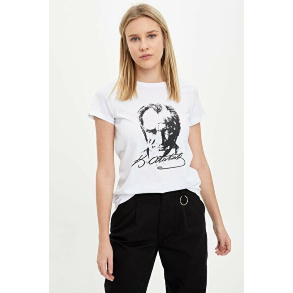 Duru Modam Atatürk Baskılı Beyaz Kısa Kollu T-shırt L/XL Beden Bayan T-shirt Fiyatı