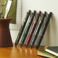 [PILOT] Dr.Grip 4+1 Multi-function Pen 0.5mm 4 Colors Pen + 0.5mm Mechanical Pen Multi-Function Pen price