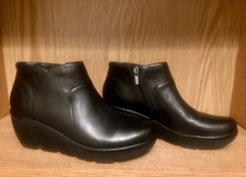 Clarks Artisan Boots Clarene Sun Women's Black Leather Wedge Heel Bootie 8.5 Ladies' Boots price