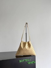 Bottega Veneta Intrecciato Leather Dustbag Shoulder Bag Pouch Cream Beige Clutch Clutch Bag price