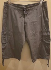 Nike Women’s Capri Cargo Shorts Size  XL 16/18 Olive Adjustable Drawstring Shorts & Capri (Outdoor) price