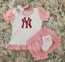 Yankees infant/baby girl outfit Yankees take home  Yankees baseball baby gift Baby Mevlut Outfit price