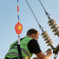 Self-Retractable Falling Arrester Fall Arrest Protection Equipment Protect Gaer Fall Protection Equipment price