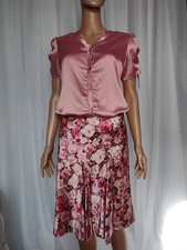 Banana REpublic pink roses silk sssssskirt with front pleats SIZE 2P Skirt price