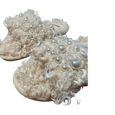 Cat & Jack Girls Slippers Size 2 Cream Faux Fur Pearl Embellished Slide Sandals Girls' Slippers & Sandals price