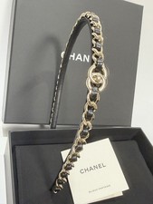 CHANEL CC Logo Leather Turnlock Headband Hair Clip Hairpin Barrette B22V w/Box Toka, Taç & Saç Bandı price