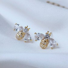 2023 Fashion Silver Women Bee Animal Zircon Earrings Stud Women Jewelry Gift Silver Earrings price