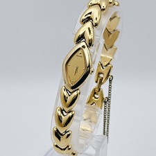 Operational SEIKO Bracelet Watch Diamond Shape Gold Diamond Bracelet price