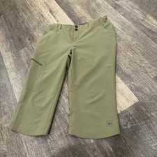 REI Outdoor Hiking Capri Pants Shorts Olive Green Size 4 Shorts & Capri (Outdoor) price