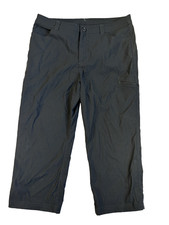 Eddie Bauer Women's 10 Black Utility Cargo Lightweight Hiking Outdoors Capri Shorts & Capri (Outdoor) price