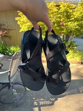 Womens size 9 Black Z2 Toe Strap Chaco Sandals Outdoor Sandals price