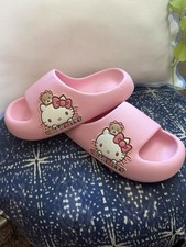 2024 Sanrio Hello Kitty Adorable Cartoon Slippers For Baby Girls  Size 5 Or 5.5 Girls' Slippers price