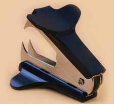 Tools Nail Out Extractor Puller Staple Remover suitable for 9mm~12mm Staple Remover price