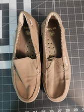 Crocs Walu Womens Sz 7 Slip On Loafers Casual Boat Shoes Flats Tan Canvas 14391 Women's Boat Shoes price