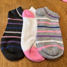 Women's Decorative No Show Socks  Set Of Three  Shoe Size 4-10 Brand New Women's Socks Set price