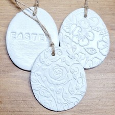 3 x geprägte Ton Osterei Deko. Weiße Tür Schublade hängend Ornamente Baby-Door Ornament price