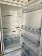Progress Design Line Einbau-Kühlschrank Gefrierfach unten 2 Türen Weiß Einbau-Kühlschränke price