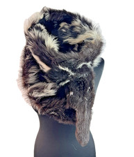 Karl Donoghue Damen Fell Schal Stola schwarz/weiß flauschig Halswärmer Damen-Neck Warmer price