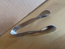 Servierzange Würfel-Zuckerzange ca. 10,5 cm lang silberfarben Edelstahl Granulated und Cube Sugar price
