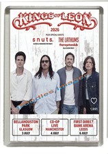 Kings of Leon - UK Gigs 2026 - Kühlschrankmagnet - Jumbo Größe 90 mm x 60 mm Fridge Magnet price