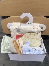 Neugeborenes Baby Geschenkbox Babyparty Geschenkset 6-teilig Junge Korb Mama Schlafsack Baby-Schlafset price