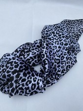 Leopardenmuster grau silber schwarz Satin Seide Feel Schal Hijab Schal Herbst Mode Shawl price