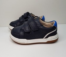 CLARKS FAWN SOLO GRÖSSE 4 UK EUR20 BABY JUNGEN MÄDCHEN MARINEBLAU SNEAKER ERSTE SCHUHE RIEMCHEN Mädchen-Classic Schuhe price