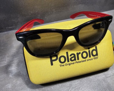 Polaroid Sonnenbrille Damen Sunglasses  Neuwertig schwarz mit roten Bügeln Damen-Sunglasses price