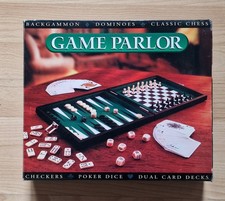 New Game Parlor 7-in-1 klassisches Brettspiel-Set in schwarzer Kunstlederhülle verpackt. Game Set price