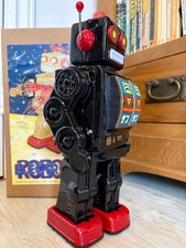 ME100 Schwarzer Blechroboter Vintage Sammlerstück. Leuchten & drehbar. Wie Horikawa Robots & Space Spielzeug price