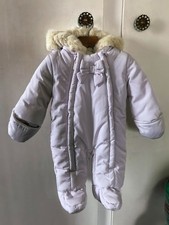Jasper J Conran Junior Baby Schneeanzug Kinderwagen Fleece rosa 0-3 Monate NEU UVP89€ Baby-Snowsuit price