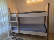 Etagenbett Holz Weiß/Braun mit eingebauter Leiter, Liegefläche 100x200 Etagenbett price