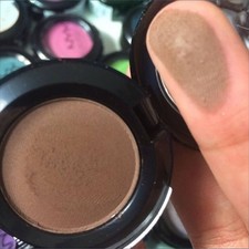 NYX Hot Singles Eyeshadow HS28 Guilt Trip. Eyeshadow price