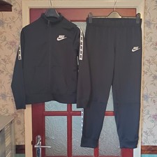 Nike Trainingsanzug Reißverschluss Jacke Oberteil Hose schwarz weiß Mädchen XL Alter 13-15 TOP Mädchen-Tracksuit price