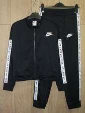 Nike Mädchen schwarz durchgehender Reißverschluss Trainingsanzug Jogginganzug Jacke Alter 13-14 Mädchen-Tracksuit price