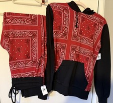 Neu mit Etikett Disney Sebastian Paisley Print Trainingsanzug Gr.XS Damen-Tracksuit price