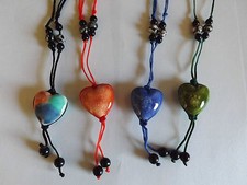 Herz (aus Stein)  Halskette mit Armband verschiedene Farben Halskette mit bunten Steinen price