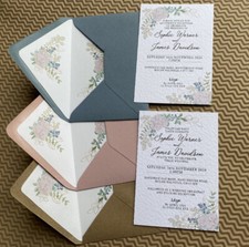 Luxus rot rosa Rosen Blaubeeren gold grün Blätter HOCHZEITSEINLADUNG Karten Davetiye price