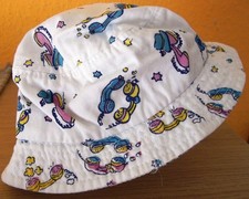 Baby Mütze  ** Bunt bedruckt ** Umlaufmaß 44 cm Babymütze price