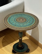 Handbemalter runder Couchtisch aus lebendigem Kunstholz - grünes Naksheen-Design Orta Sehpa price