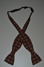 beige Seide Fliege zum Selbstbinden mit geometrischem Print Papyon price