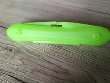 Tupperware Tuppercare Baby Fütterlöffel Box grün  C116 ohne Babylöffel Reise Fütterlöffel price