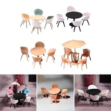 Miniatur Tisch  Und Stuhlset Im Maßstab 1:64, Kreatives Mini Möbelmodell Im Tisch- und Stuhlset price