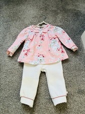Ted Baker Baby Mädchen 6-9 rosa/weiß Langarm Overall/ Kinderwagenanzug Baby-Kleid price