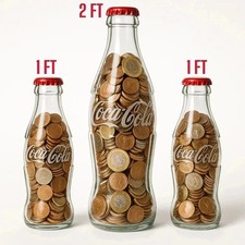 2 FUSS Riesige Coca Cola Geldflasche Plastikflasche Sparmünze Sparschwein UK Piggy Bank price