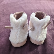 Babyschuhe Stiefel 12 - 18 Monate *Neu ohne Etikett* Baby-Babybooties price