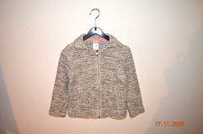Mädchen Strickjacke Sweatjacke Größe 110 grau weiß glitzer Mädchen-Strickjacke price