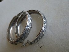 MODESCHMUCK PAAR SILBERFARBENE GLITZER OBERFLÄCHE 4,5 cm DURCHMESSER OHRRINGE #741 Costume Earrings price