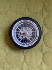 Vintage kleine Reifen Tischuhr in super Zustand, funktioniert Desk Clock price